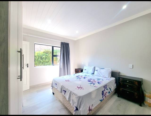 4 BEDROOM HOUSE FOR SALE IN DANA BAY